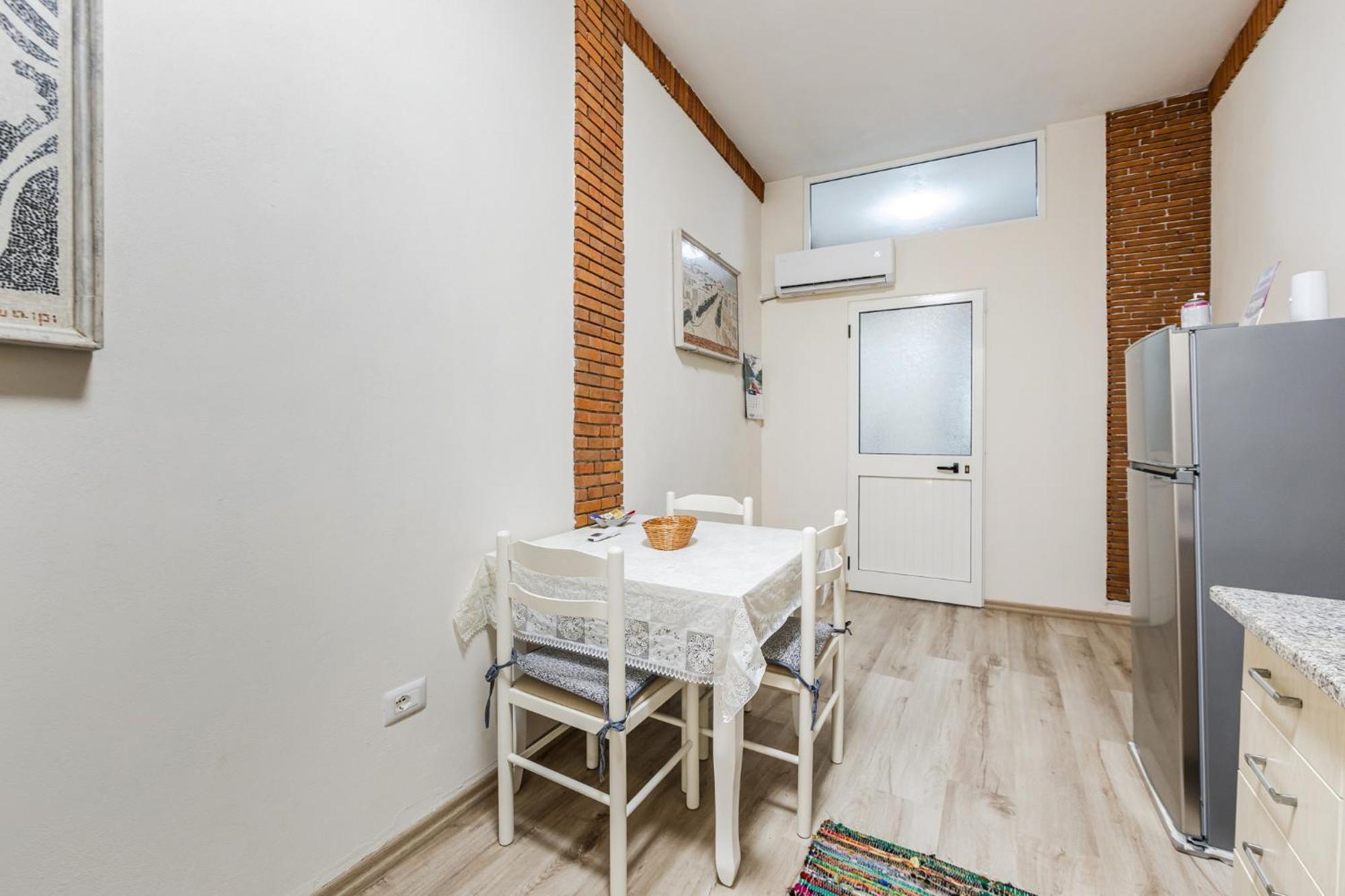 Art House Apartment Durres